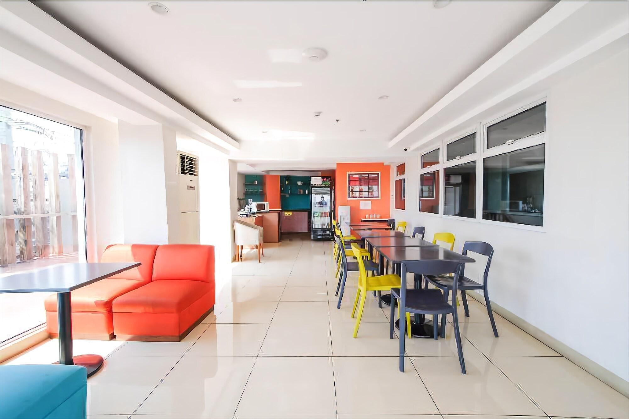 Myspace Hotel @Bgc Pasig City Buitenkant foto