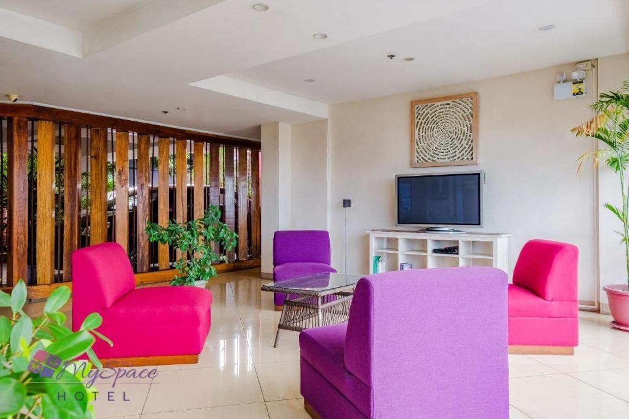 Myspace Hotel @Bgc Pasig City Buitenkant foto